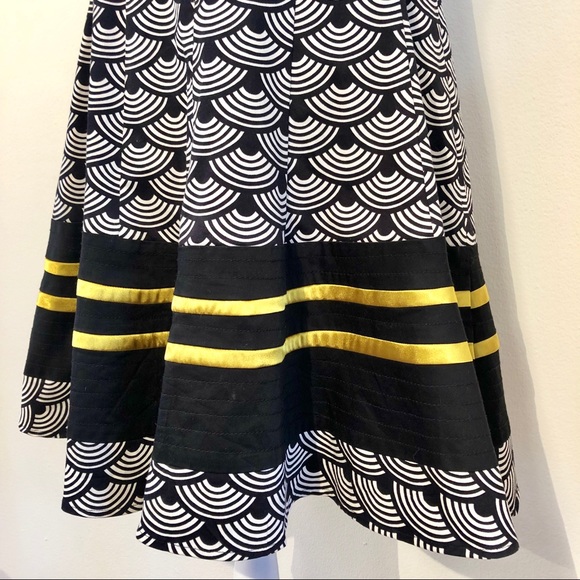 Nine West sleeveless cocktail midi dress gold trim - Picture 3 of 4